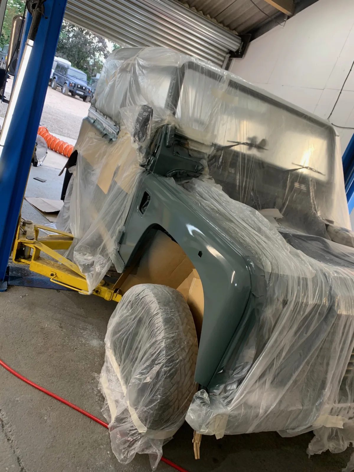 Land Rover Defender 90 build by Overland Services