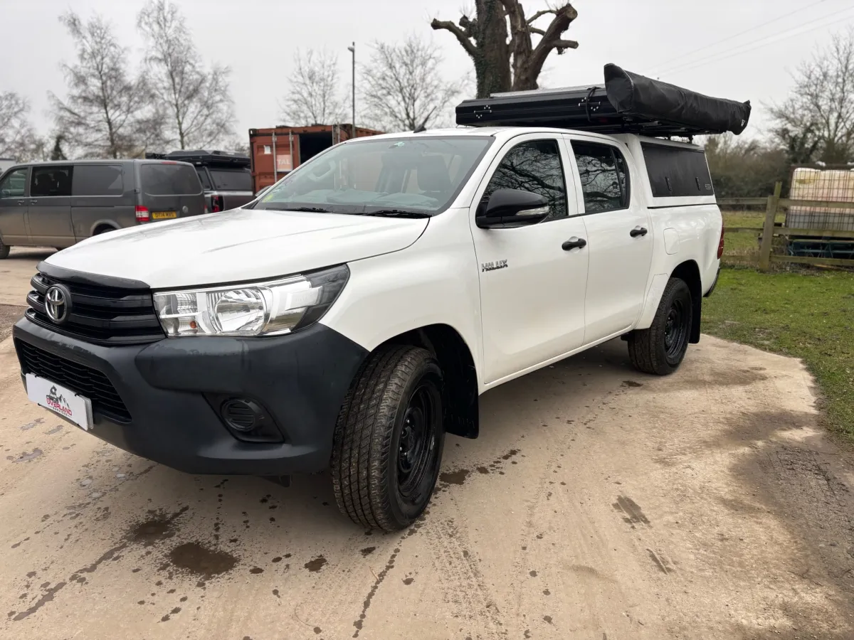 Toyota Hilux build by Overland Services