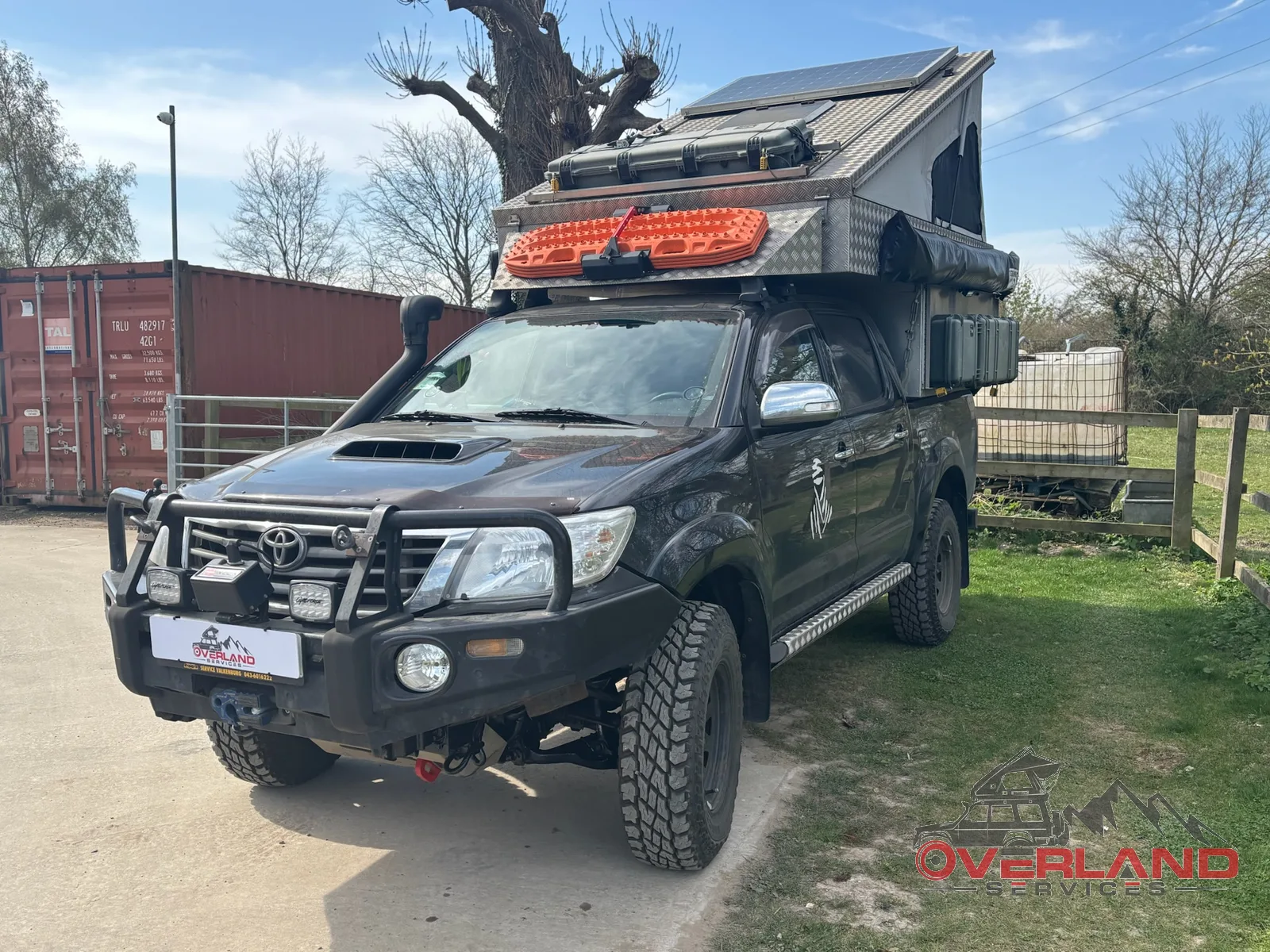 Toyota Hilux build by Overland Services