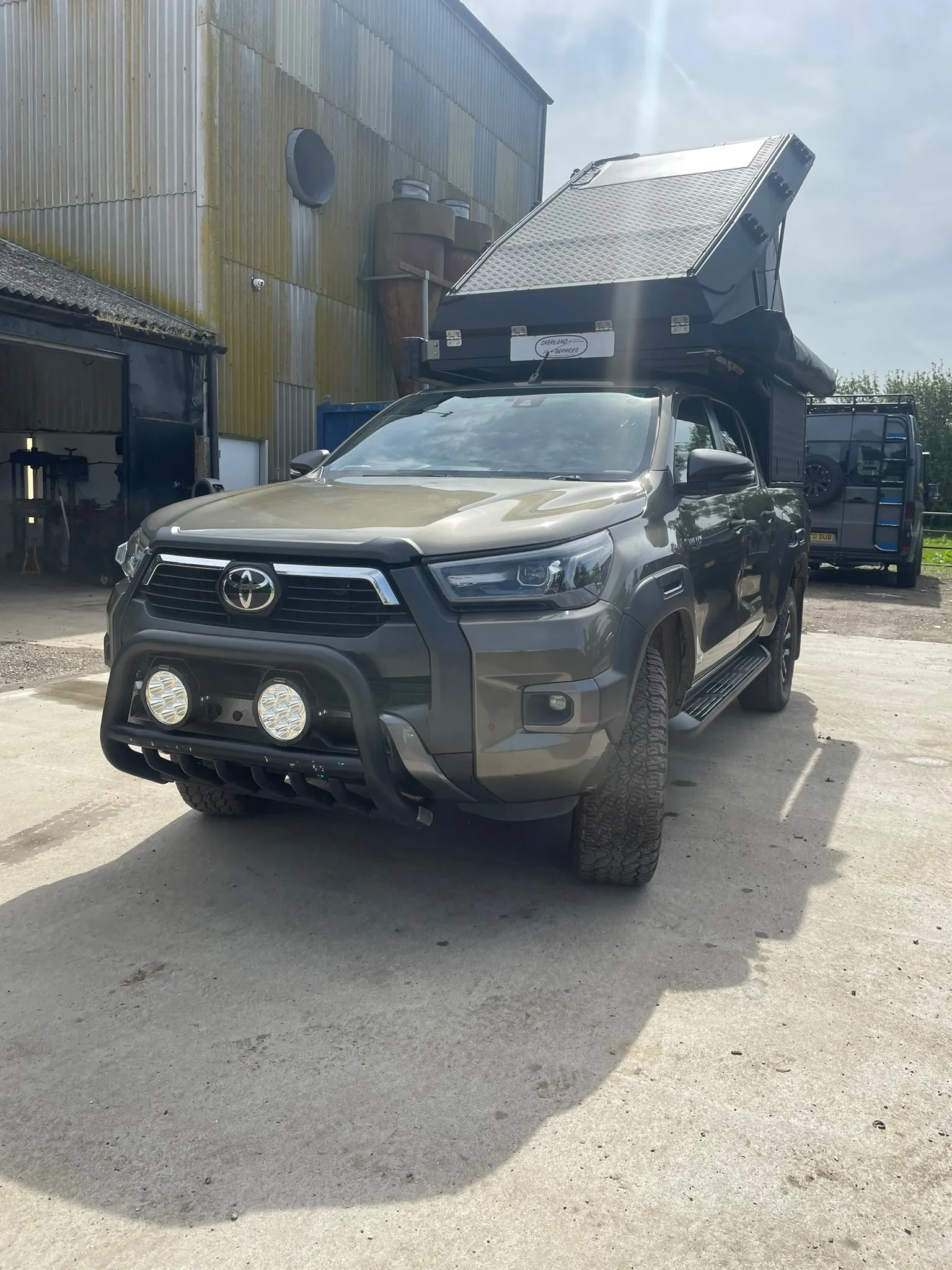 Toyota Hilux build by Overland Services