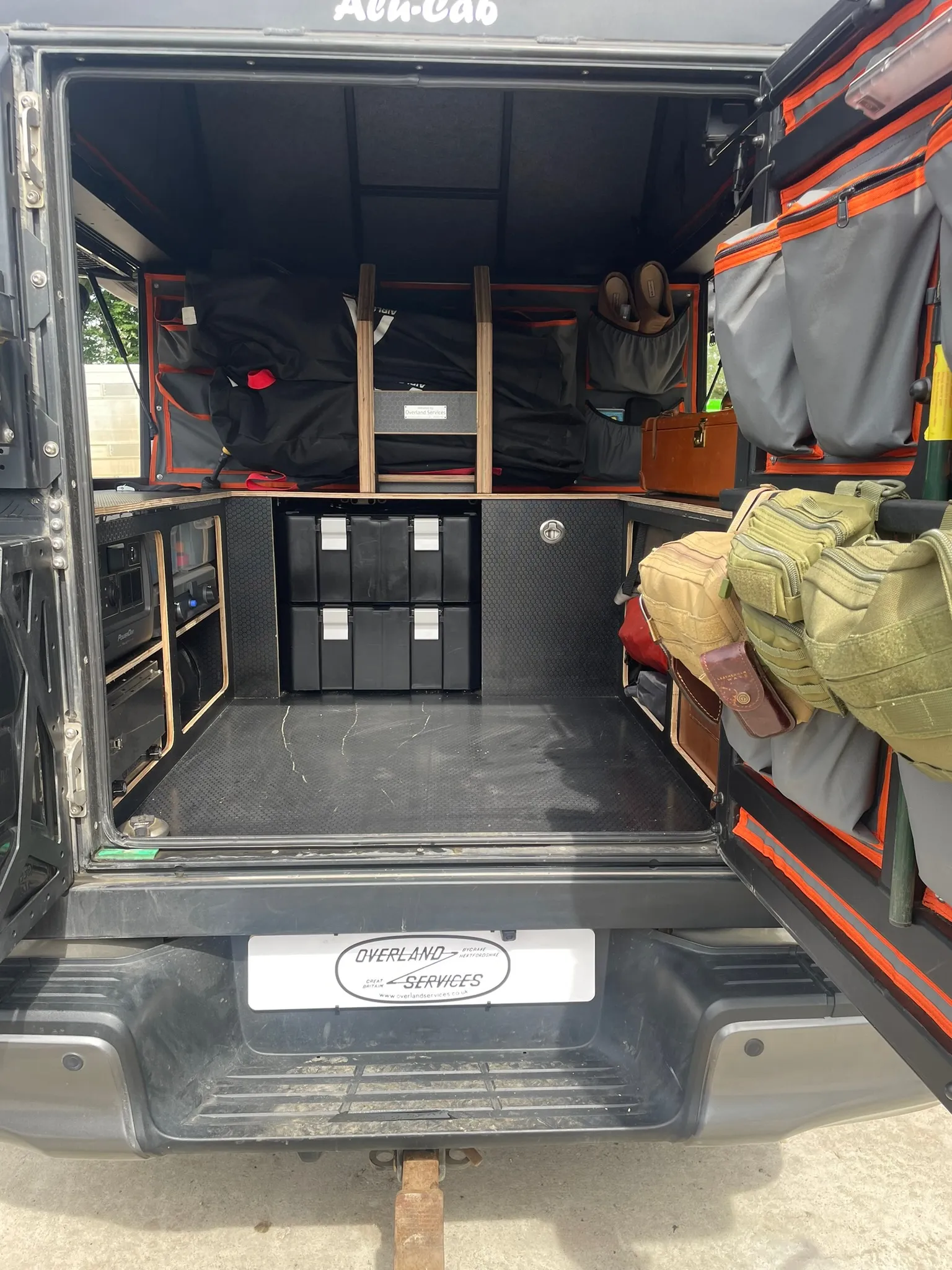 Toyota Hilux build by Overland Services